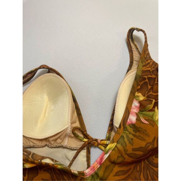 NWT Sun Streak By Newport News Floral One Piece Bathing Suit Swimsuit Plus 20W - Picture 8 of 8